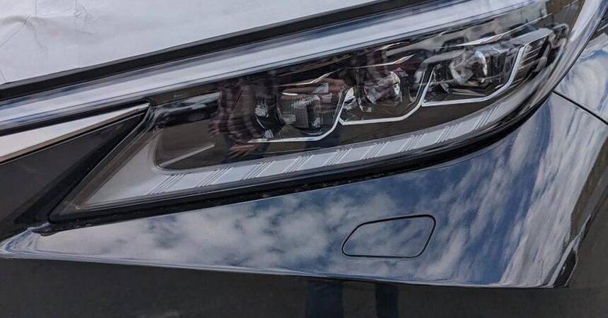 LEXUS LM350 2024