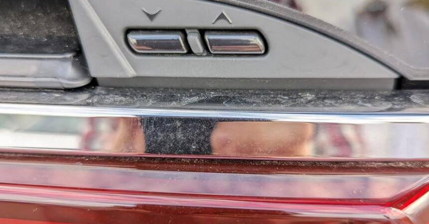 LEXUS LM350 2024