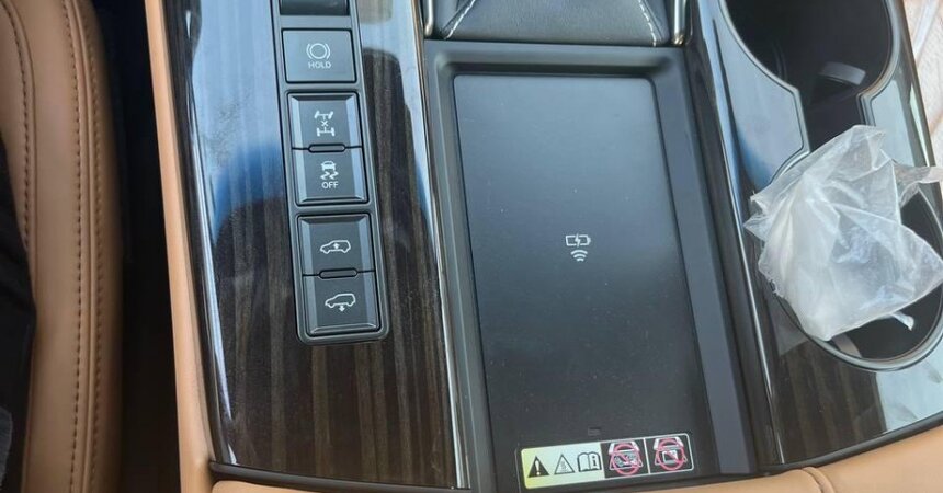 LEXUS LX600 SIGNATURE 2023 