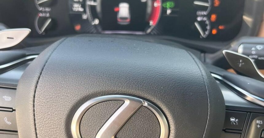 LEXUS LX600 SIGNATURE 2023 