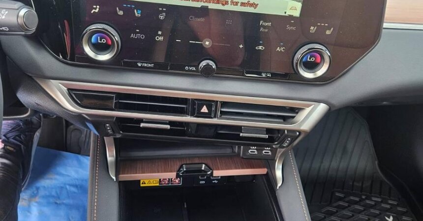 LEXUS RX 350 2.4L PETROL LUXURY, 2024