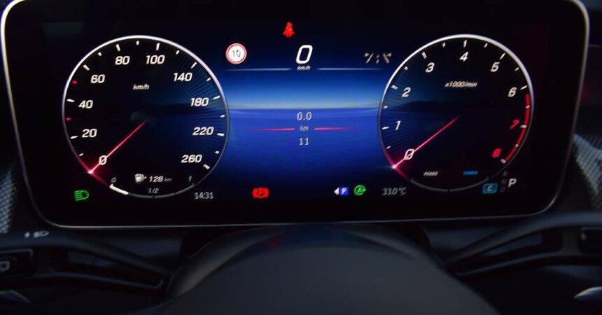 MERCEDES-BENZ SUV GLC200 AMG 2.0L 4-MATIC AWD,2024 MODEL