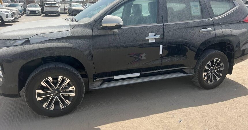MITSUBISHI MONTERO SPORT