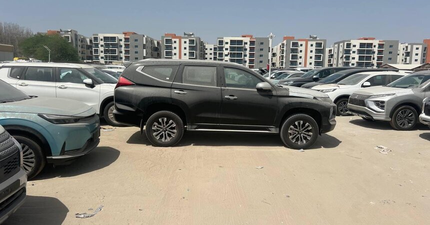 MITSUBISHI MONTERO SPORT
