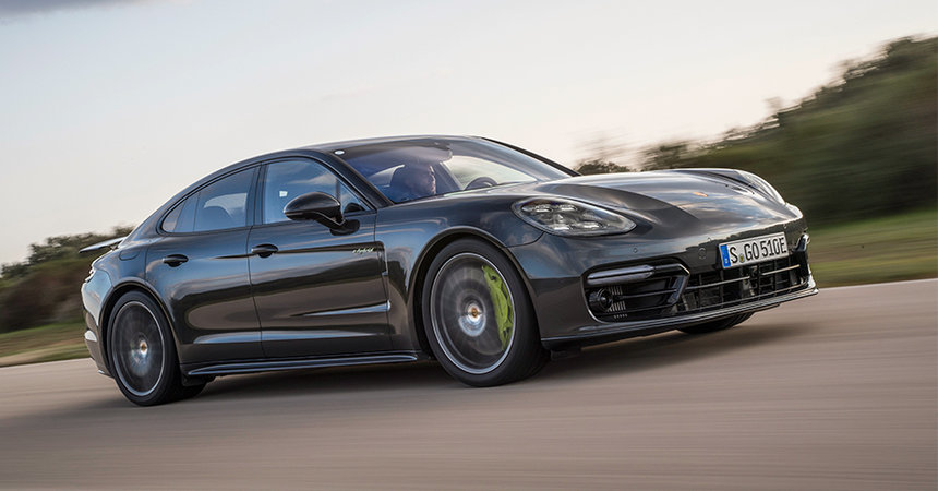 PORSCHE PANAMERA
