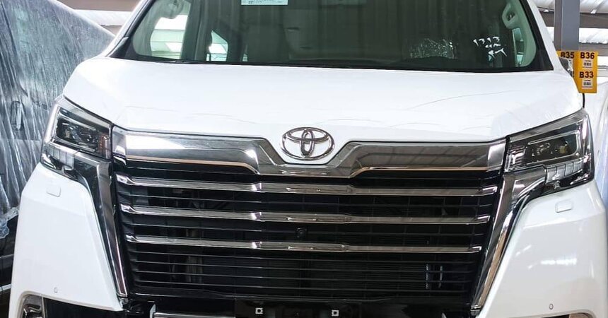 TOYOTA GRANVIA 3.5L