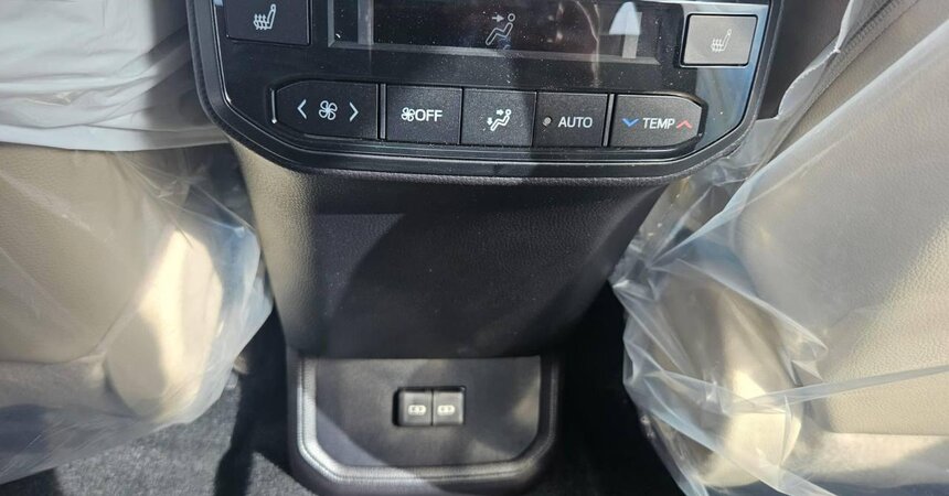 TOYOTA HIGHLANDER HYBRID LIMITED 2023 