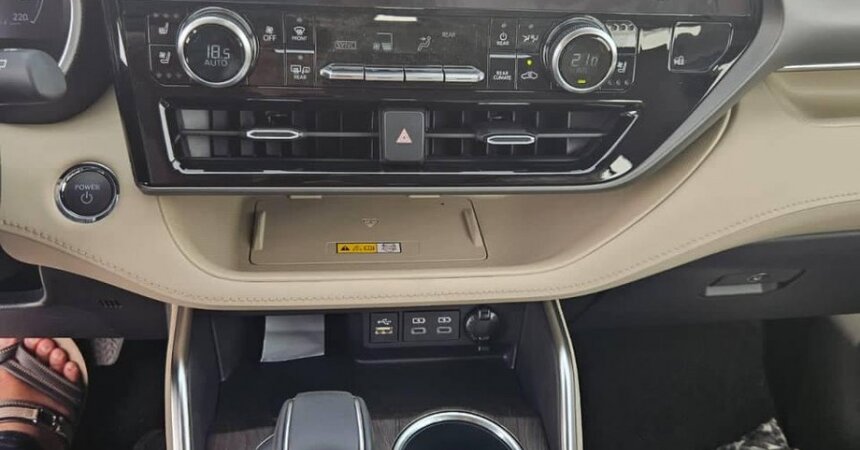 TOYOTA HIGHLANDER HYBRID LIMITED 2023 