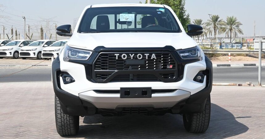 TOYOTA HILUX GR 4.0L PETROL