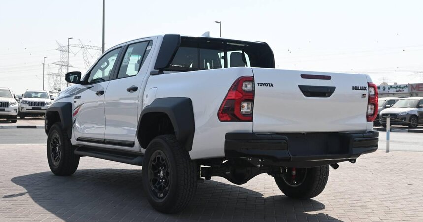 TOYOTA HILUX GR 4.0L PETROL