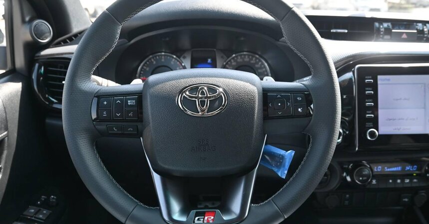 TOYOTA HILUX GR 4.0L PETROL