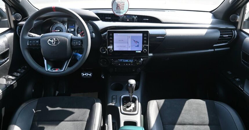 TOYOTA HILUX GR 4.0L PETROL
