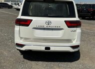 TOYOTA LAND CRUISER LC300 VXR 4.0 
