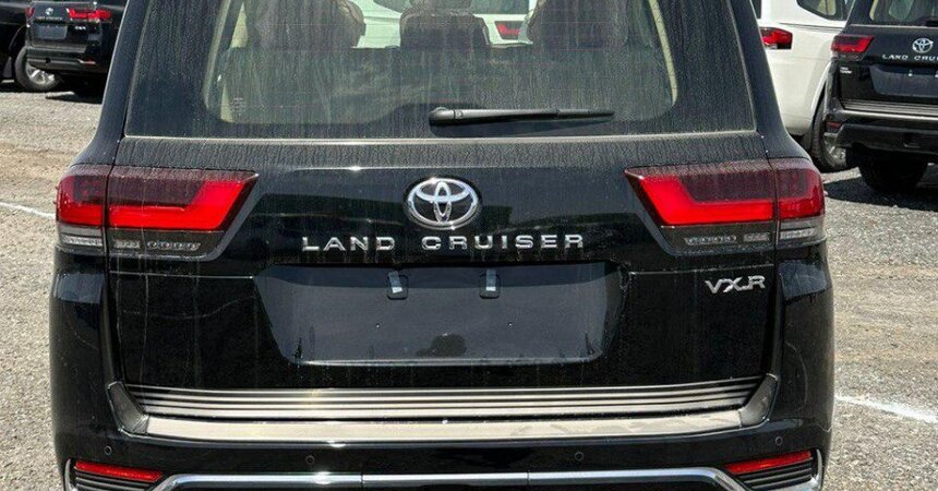 TOYOTA LAND CRUISER LC 300 VXR 4.0 