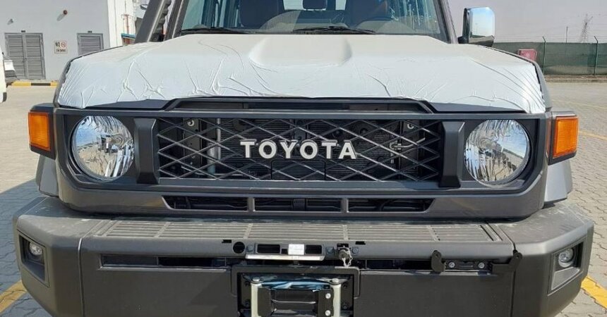 TOYOTA LC V6 4.0 PETROL 