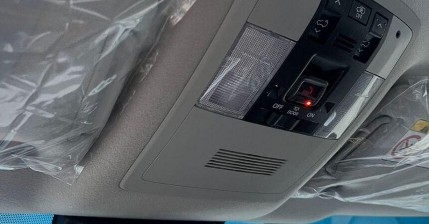 TOYOTA PRADO TDSL 2.8 EUROPE SPECS TOP RANGE WITH HEIGHT CONTROL 2023