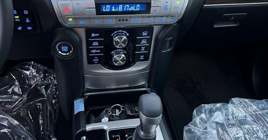 TOYOTA PRADO TDSL 2.8 EUROPE SPECS TOP RANGE WITH HEIGHT CONTROL 2023