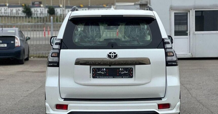 TOYOTA PRADO TDSL 2.8 EUROPE SPECS TOP RANGE WITH HEIGHT CONTROL 2023