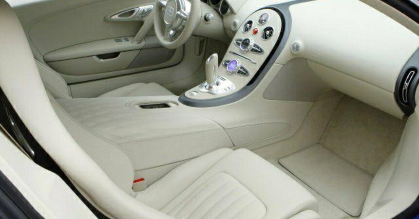 Кожа для салонов автомобилей Bugatti Veyrons.